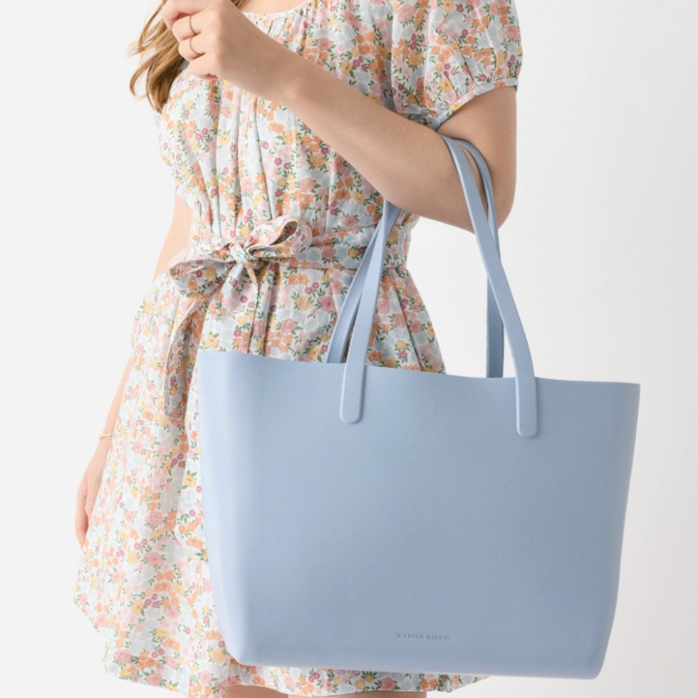 NWT $235 MANSUR GAVRIEL Eva Rubber Made In Italy Large Tote in Cielo! - Picture 1 of 6